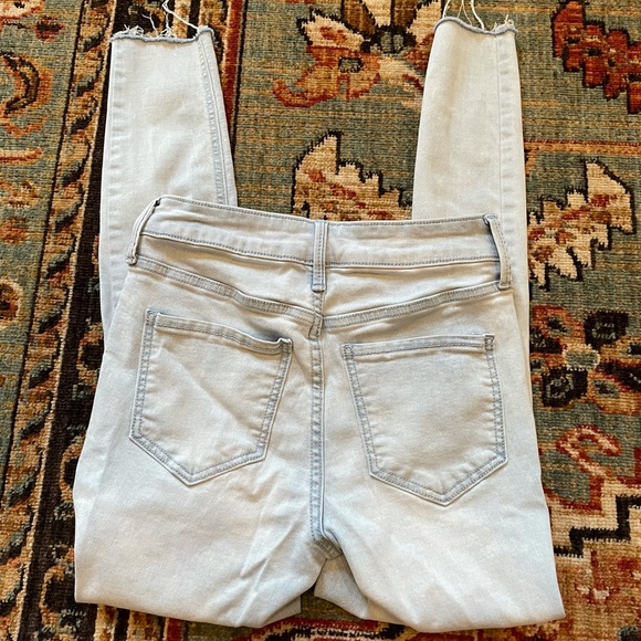 Women’s Old Navy Rockstar High Rise Jeans Sz 2 - Picture 2 of 6